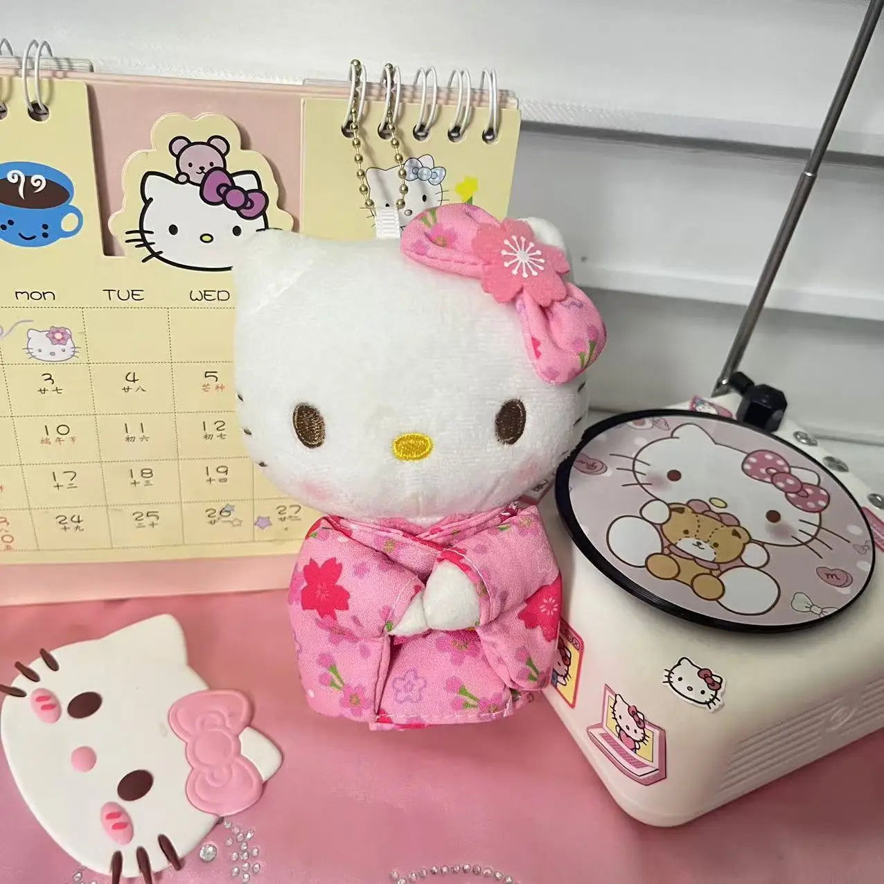 Sanrio Kimono Hello Kitty Stuffed Keychain - Image 6
