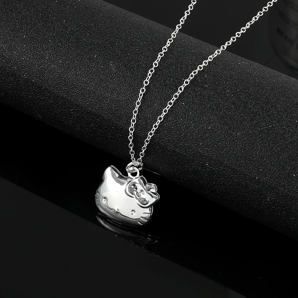 Y2K Hello Kitty Sanrio Necklace with Imitation Pearl Chain - Image 2