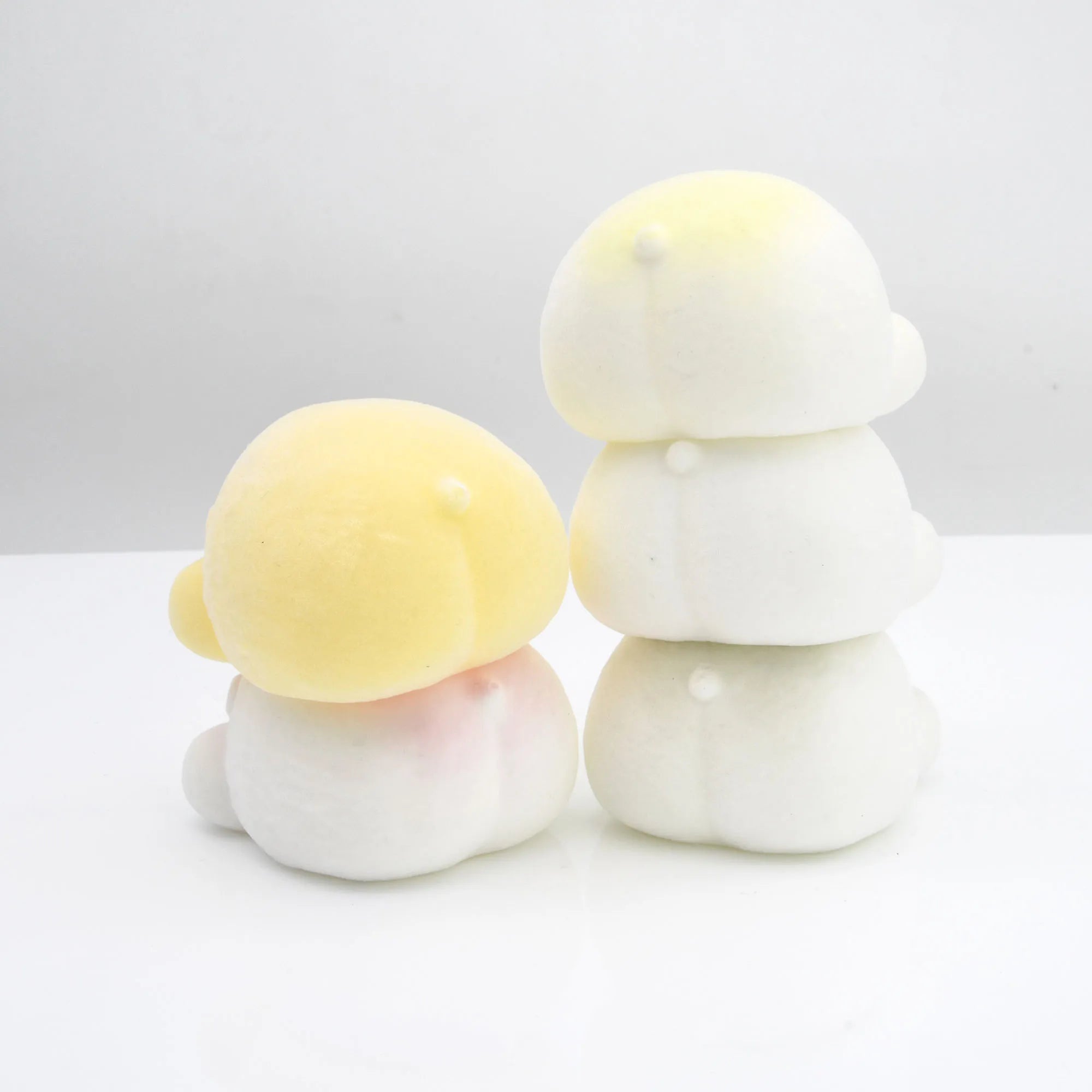 Yell Capsule Toys - Image 4